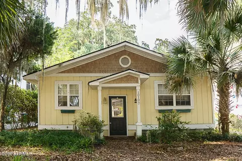 1010 12th St, Port Royal, SC 29935