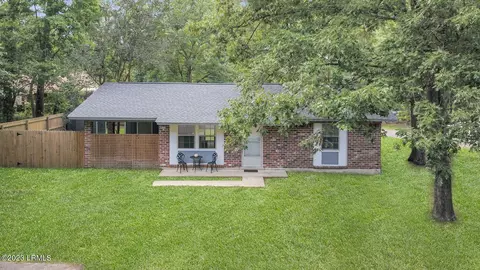 9 Taylor St, Beaufort, SC 29906