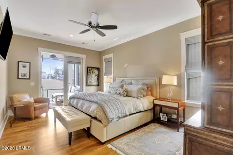 334 Lake Point Cir, Bluffton, SC 29910 photo 11