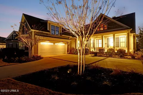 334 Lake Point Cir, Bluffton, SC 29910 photo 2