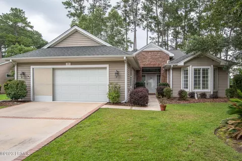 104 Coburn Dr W, Bluffton, SC 29909