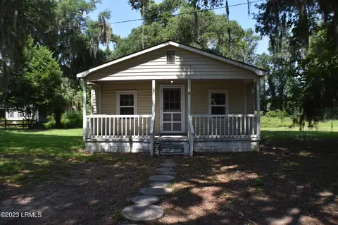 21 Dawson Pl, Port Royal, SC 29935