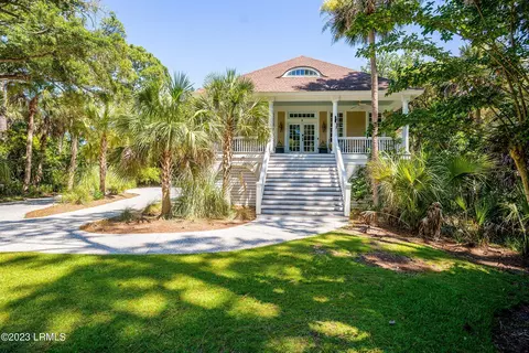2 Pelican Cv, Fripp Island, SC 29920