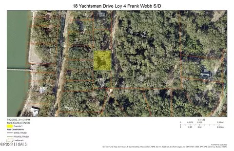 18 Yachtsman Dr, Saint Helena Island, SC 29920