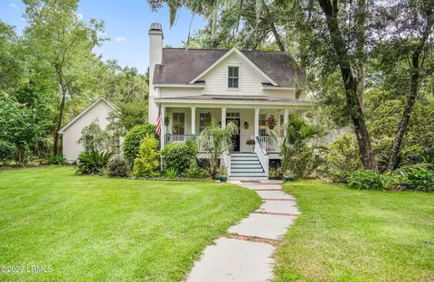 11 Hendersons Way, Beaufort, SC 29907