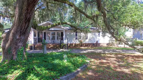 82 Pritchard St, Bluffton, SC 29910