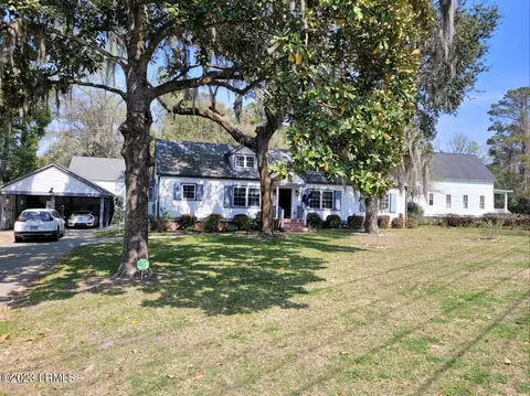 2603 Depot Rd, Beaufort, SC 29902