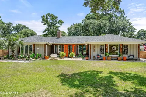 140 Francis Marion Cir, Beaufort, SC 29907
