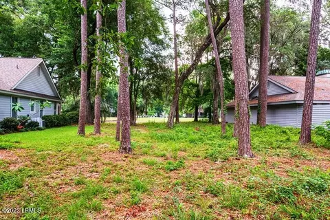 653 S Reeve Rd, Dataw Island, SC 29920