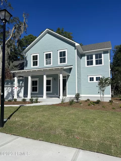 25 Middle Island St, Beaufort, SC 29907