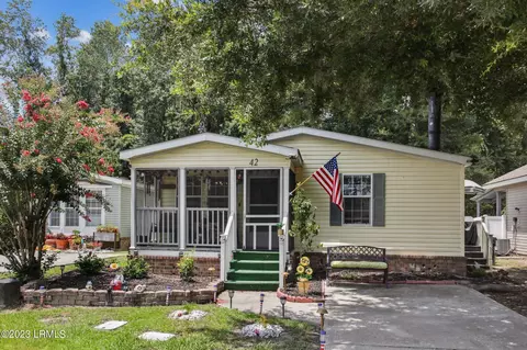 42 Pine Forest Dr, Bluffton, SC 29910