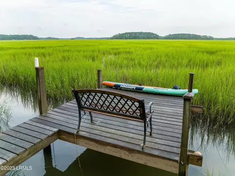 3 Marsh Point Rd, Saint Helena Island, SC 29920