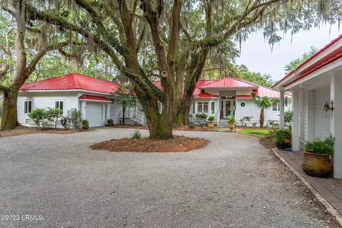 202 Green Winged Teal Dr S, Beaufort, SC 29907