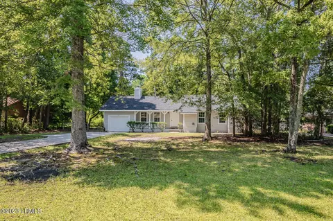 4421 Pinewood Cir, Beaufort, SC 29906