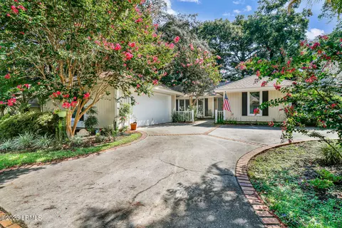 349 Westbrook Rd, Saint Helena Island, SC 29920
