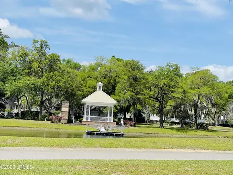 15 Park Row S, Beaufort, SC 29907