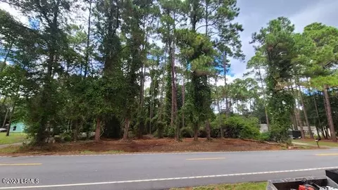 491 Sams Point Rd, Beaufort, SC 29907