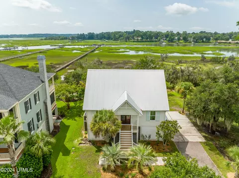 65 Petigru Dr, Beaufort, SC 29902