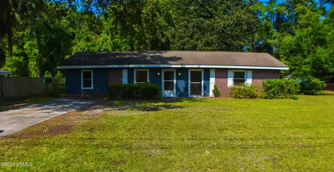 1614 Battery Creek Rd, Beaufort, SC 29902