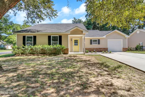 37 Brindlewood Dr, Beaufort, SC 29907