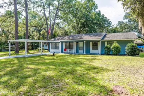 2410 Barnwell St, Beaufort, SC 29902