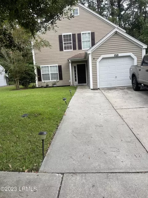674 Farm Lake Dr, Bluffton, SC 29910