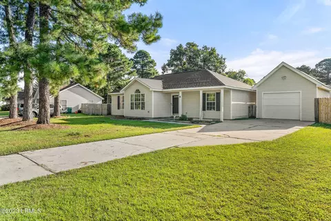 8 Blacksmith Cir, Beaufort, SC 29906