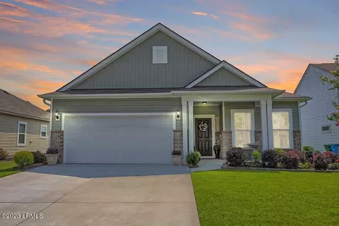 13 Kiawah Dr, Beaufort, SC 29906