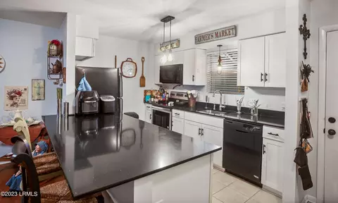 900 Brotherhood Rd #B2, Beaufort, SC 29902
