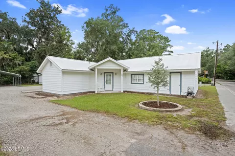 89 Bridge St, Bluffton, SC 29910