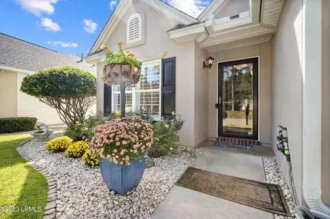 35 Pinecrest Way, Bluffton, SC 29910 photo 3