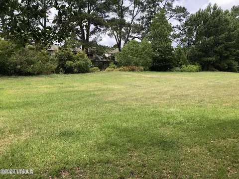 171 Brickyard Point Rd S, Beaufort, SC 29907