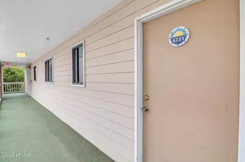 663 William Hilton Pkwy #4221, Hilton Head Island, SC 29928
