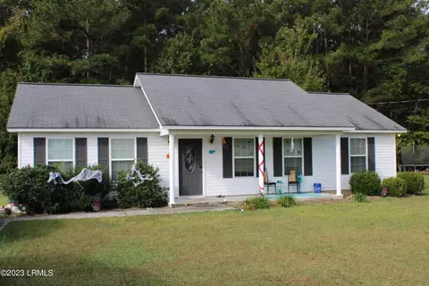 846 Cemetery Rd, Varnville, SC 29944
