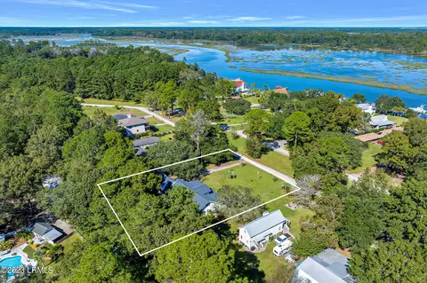 1306 Tickton Hall Rd, Ridgeland, SC 29936