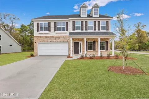 100 Grange Ln, Beaufort, SC 29907