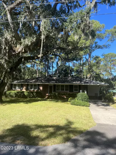 2607 Boyer St, Beaufort, SC 29902