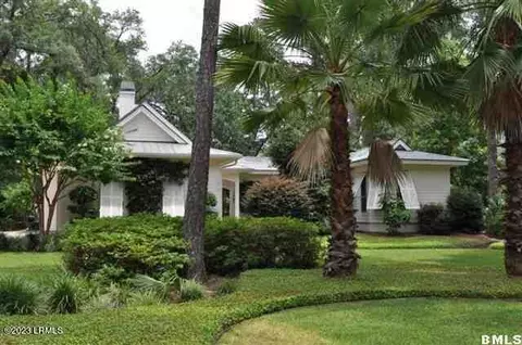 839 Island Cir W, Saint Helena Island, SC 29920