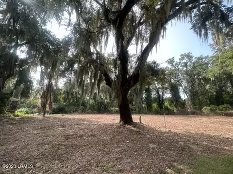 26 Dawson Pl, Port Royal, SC 29935