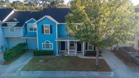 15 Fernbank Ave, Bluffton, SC 29910