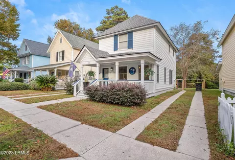 1305 Broad St, Beaufort, SC 29902
