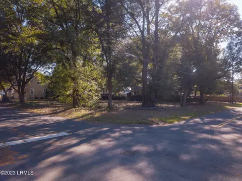 5 Th Ave, Ridgeland, SC 29936