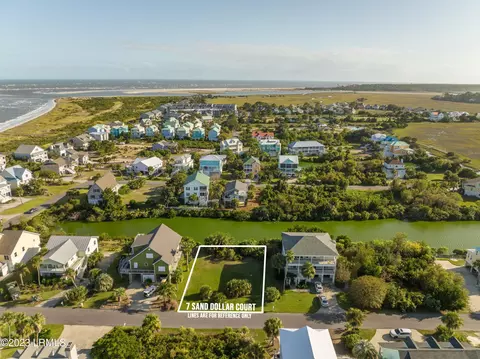 7 Sand Dollar Ct, Saint Helena Island, SC 29920