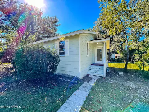 2000 Roper St, Beaufort, SC 29902