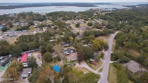 201 Wild Horse Rd, Hilton Head Island, SC 29926