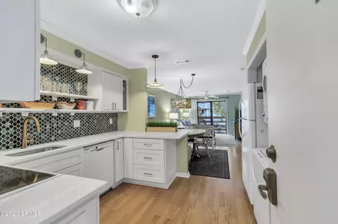 45 Folly Field Rd #14K, Hilton Head Island, SC 29928