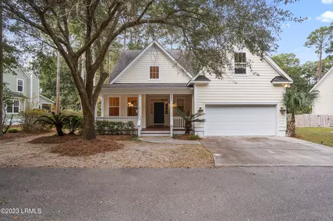 184 Brickyard Point Rd S, Beaufort, SC 29907