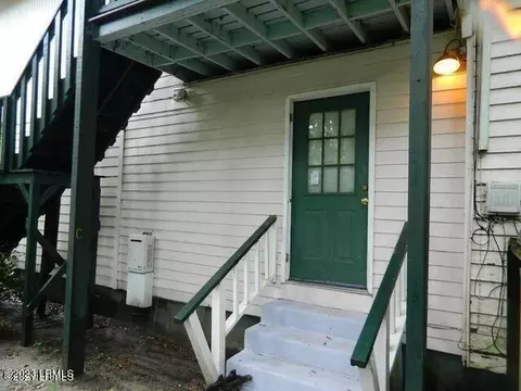 903 London Ave #C, Port Royal, SC 29935