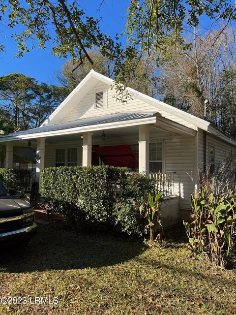 2867 Smiths Xing, Ridgeland, SC 29936