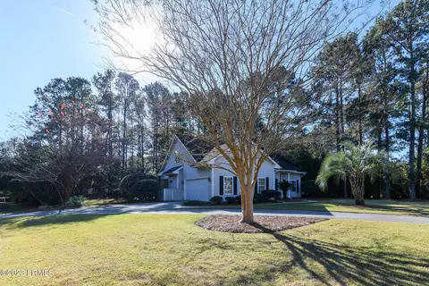1 Stauffer Ct, Bluffton, SC 29910